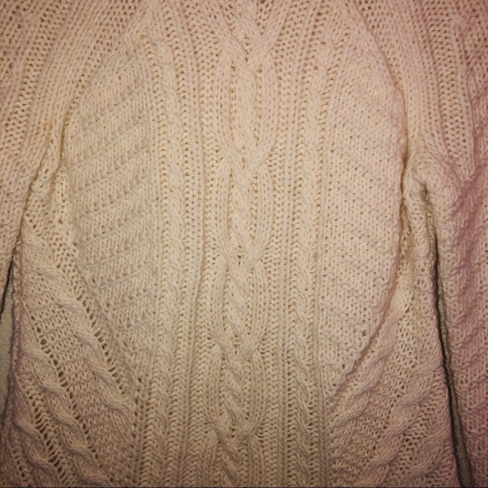 BANANA REPUBLIC Italian yarn cable fringe sweater - Picture 5 of 8